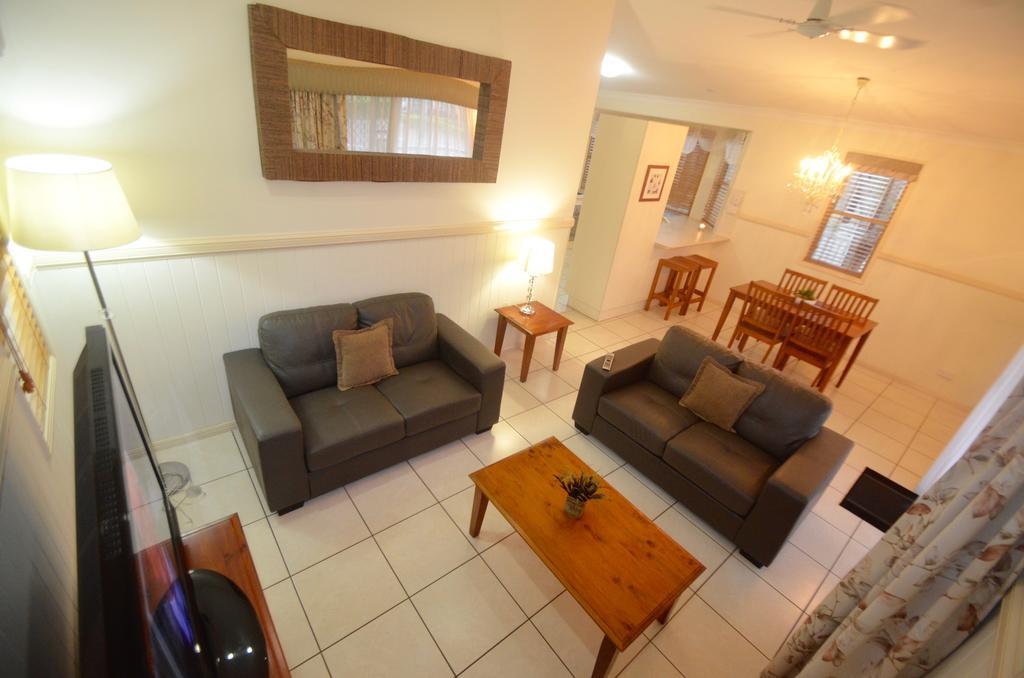 Barney Beach Accommodation Gladstone Esterno foto