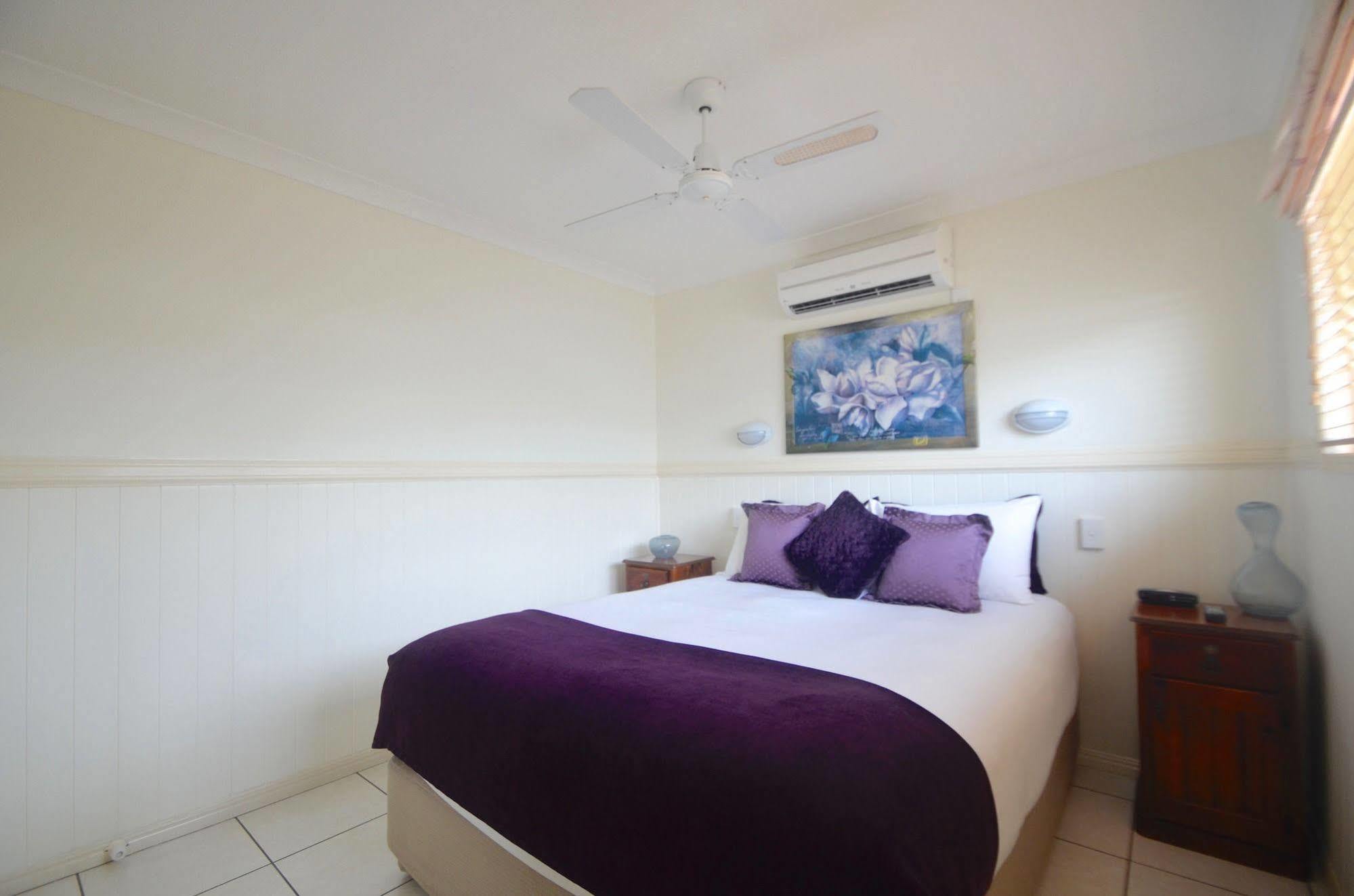 Barney Beach Accommodation Gladstone Esterno foto